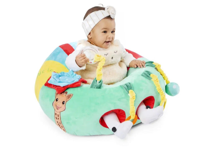 Sophie La Giraffe Baby Seat And Play Set